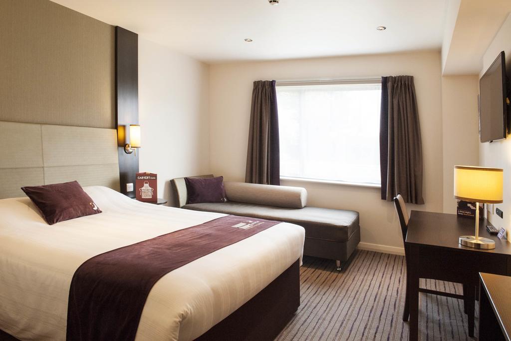 Premier Inn Aberdeen City Centre 객실 사진